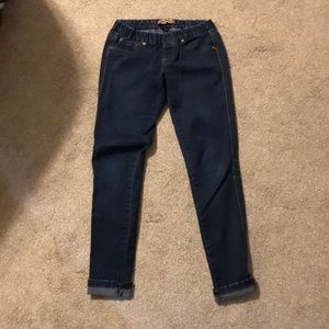 Skinny jeans/ jeggings. Makers of True Originals.